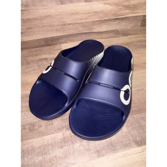 OOFOS OOahh Men\'s sz 9 Woman 11 Navy Matrix Comfort Slides Cushioned Sandals main image 6